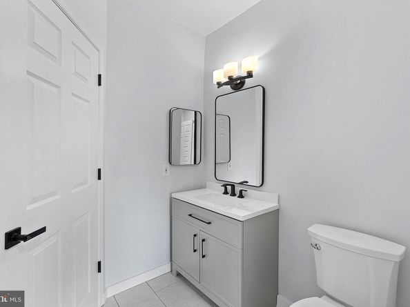 4551 Strutfield Lane 4111, Alexandria VA 22311