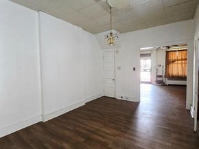 2328 W Cumberland Street W, Philadelphia PA 19132