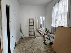 2328 W Cumberland Street W, Philadelphia PA 19132