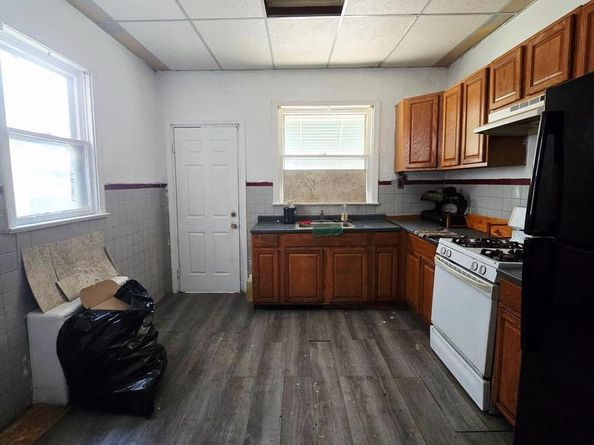 2328 W Cumberland Street W, Philadelphia PA 19132