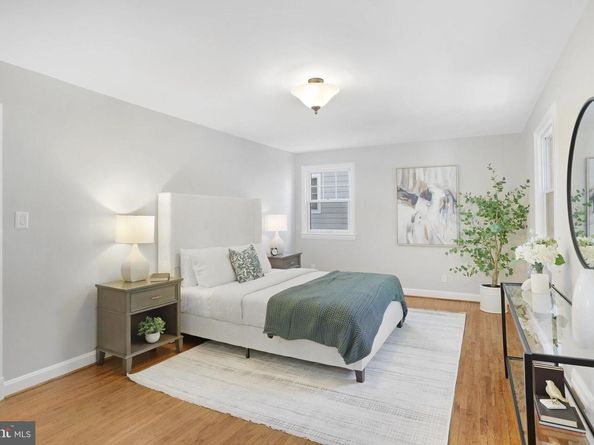 5614 Oakmont Avenue, Bethesda MD 20817