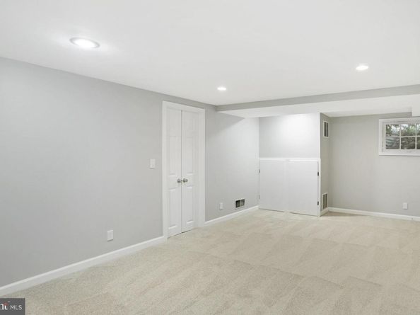 5614 Oakmont Avenue, Bethesda MD 20817