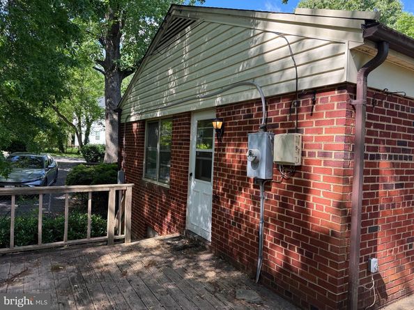 7428 Nigh Road, Falls Church VA 22043