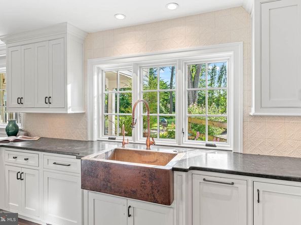 918 Hereford Drive, Berwyn PA 19312
