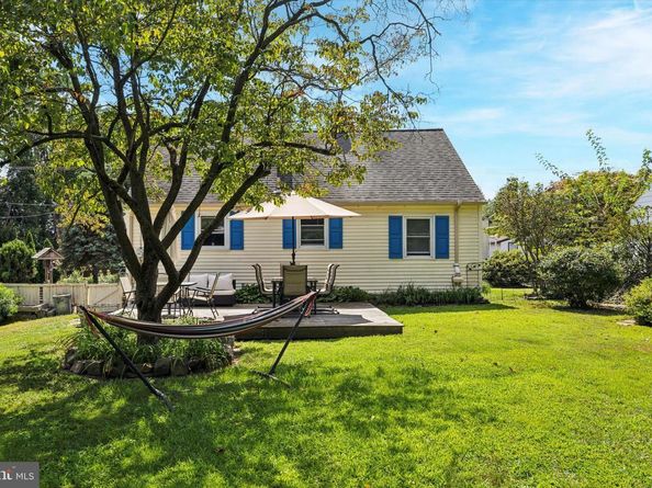 40 W Lehman Avenue, Hatboro PA 19040