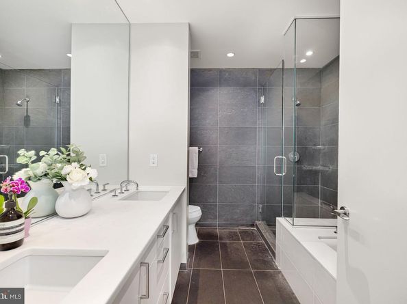 1177 22nd Street NW 4F, Washington DC 20037