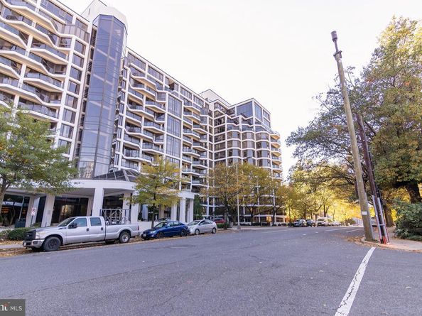 1530 Key Boulevard 205, Arlington VA 22209