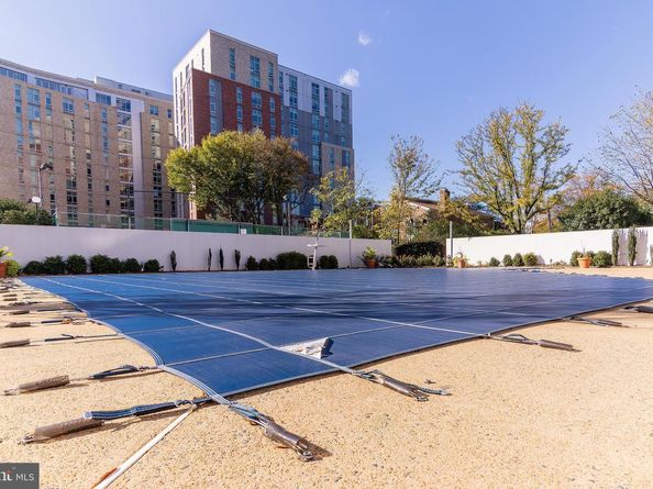 1530 Key Boulevard 205, Arlington VA 22209