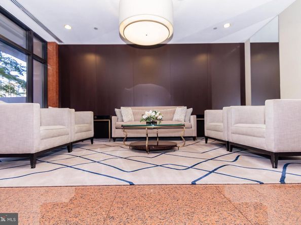 1530 Key Boulevard 205, Arlington VA 22209