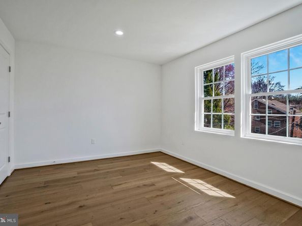 2839 Meadow Lane, Falls Church VA 22042
