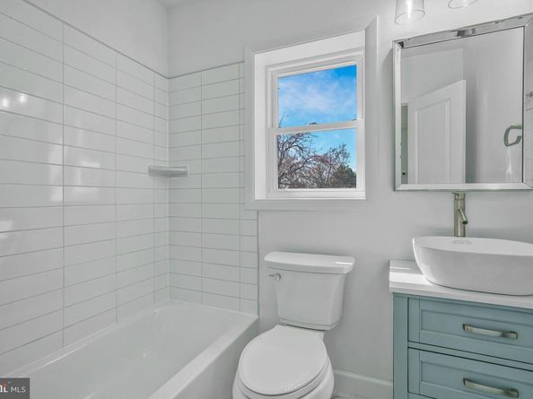 2839 Meadow Lane, Falls Church VA 22042