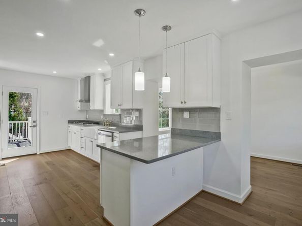 2839 Meadow Lane, Falls Church VA 22042