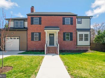 2839 Meadow Lane