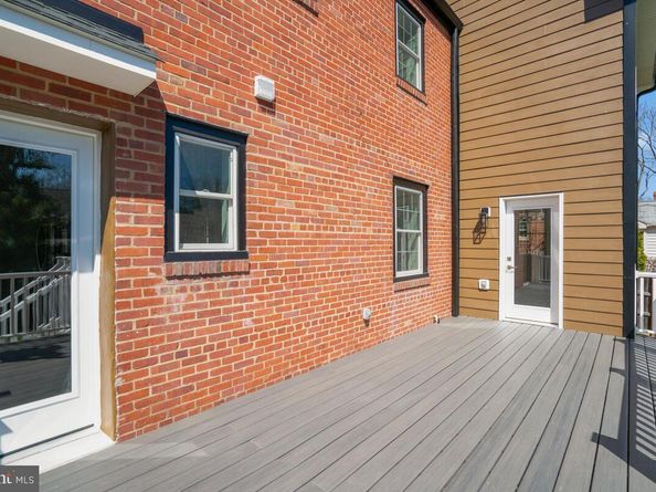 2839 Meadow Lane, Falls Church VA 22042