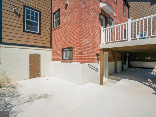 2839 Meadow Lane, Falls Church VA 22042