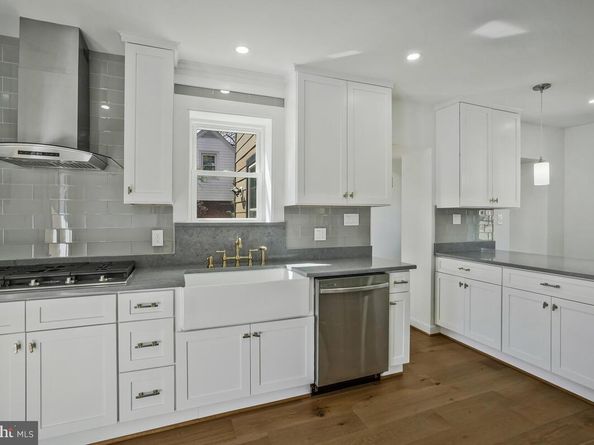 2839 Meadow Lane, Falls Church VA 22042