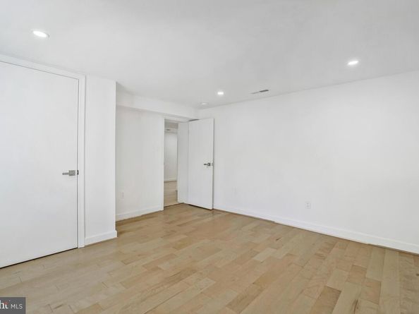 2839 Meadow Lane, Falls Church VA 22042