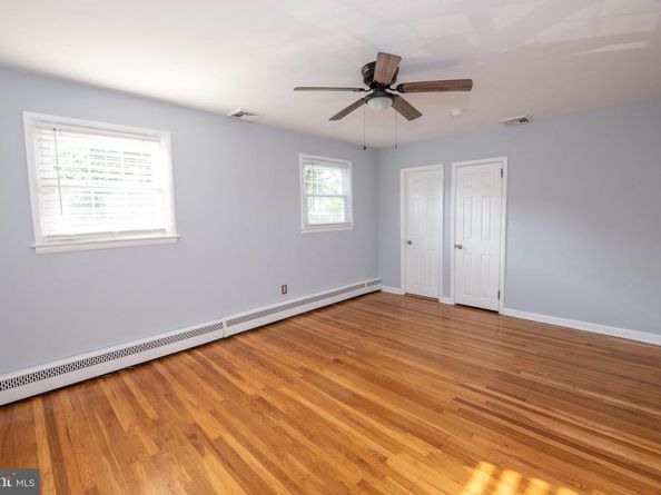 953 Old Ford Road, Huntingdon Valley PA 19006
