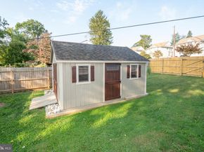 953 Old Ford Road, Huntingdon Valley PA 19006