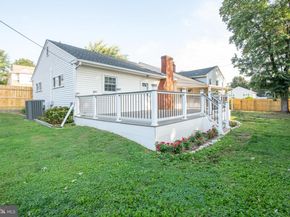 953 Old Ford Road, Huntingdon Valley PA 19006