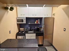 1 Scott Circle NW 105, Washington DC 20036