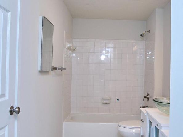 13032 Monterey Estates Drive, Herndon VA 20171