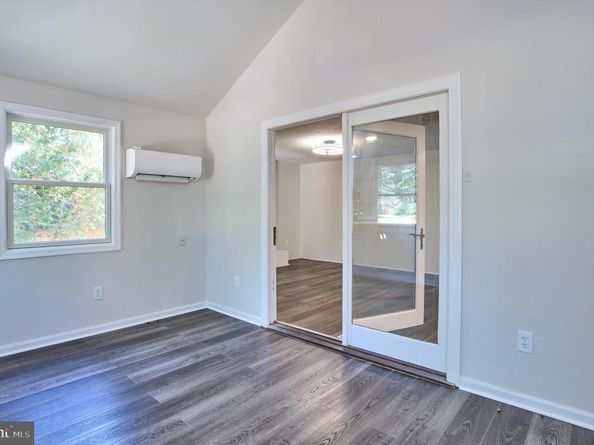 13032 Monterey Estates Drive, Herndon VA 20171