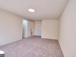 13032 Monterey Estates Drive, Herndon VA 20171