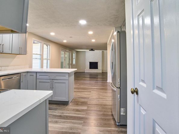 13032 Monterey Estates Drive, Herndon VA 20171