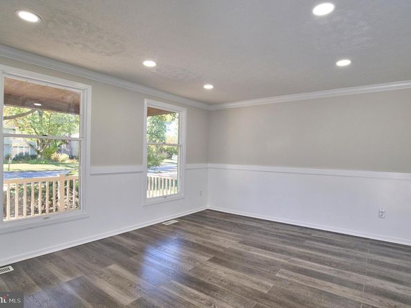 13032 Monterey Estates Drive, Herndon VA 20171