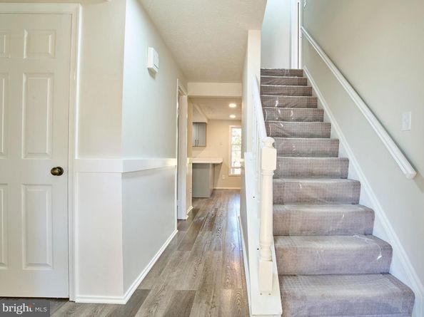 13032 Monterey Estates Drive, Herndon VA 20171