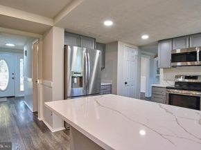 13032 Monterey Estates Drive, Herndon VA 20171