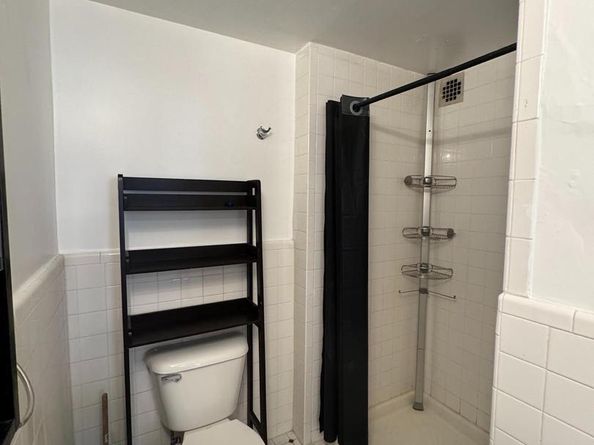 1324 Locust Street 615, Philadelphia PA 19107