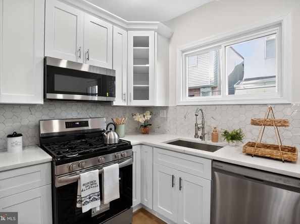 2323 S Bancroft Street, Philadelphia PA 19145