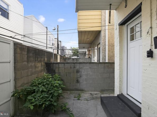 2323 S Bancroft Street, Philadelphia PA 19145