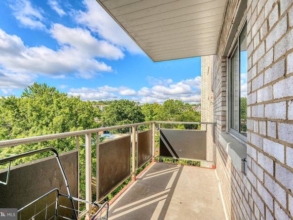 5340 Holmes Run Parkway 804, Alexandria VA 22304