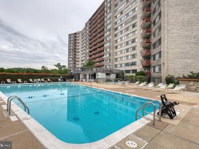 5340 Holmes Run Parkway 804, Alexandria VA 22304