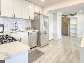 5340 Holmes Run Parkway 804, Alexandria VA 22304