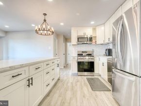5340 Holmes Run Parkway 804, Alexandria VA 22304