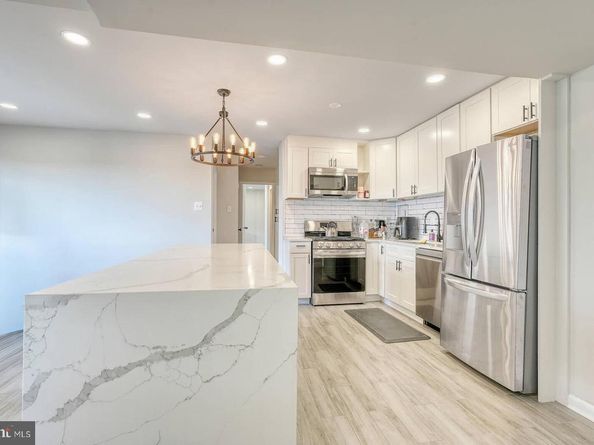 5340 Holmes Run Parkway 804, Alexandria VA 22304