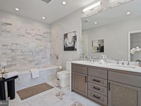 2106 Spring Street, Philadelphia PA 19103