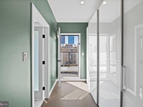 2106 Spring Street, Philadelphia PA 19103