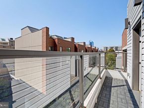2106 Spring Street, Philadelphia PA 19103