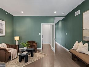 2106 Spring Street, Philadelphia PA 19103