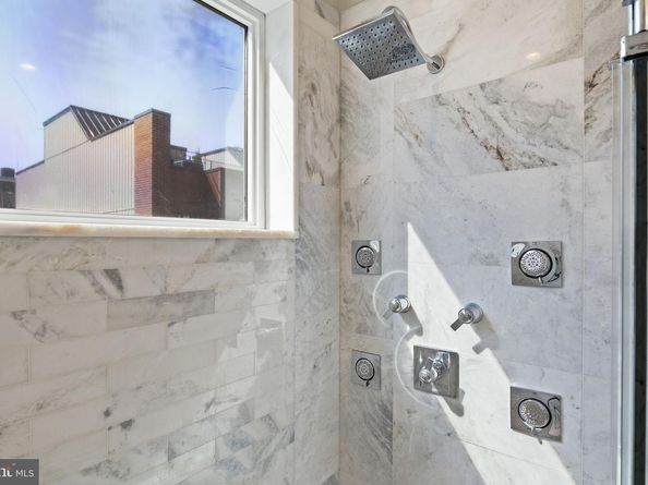 2106 Spring Street, Philadelphia PA 19103