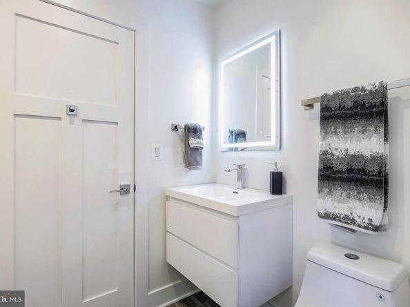 4901 1st Street NW 5, Washington DC 20011