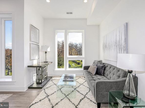 4901 1st Street NW 5, Washington DC 20011