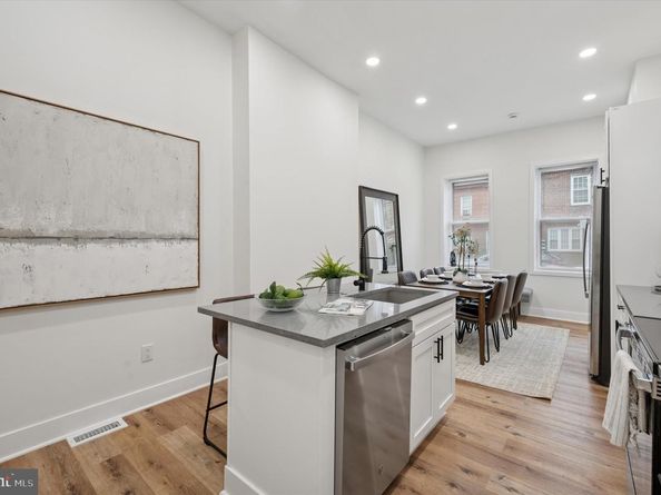 1145 S 15TH Street, Philadelphia PA 19146