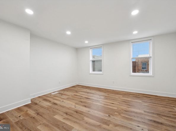 1145 S 15TH Street, Philadelphia PA 19146