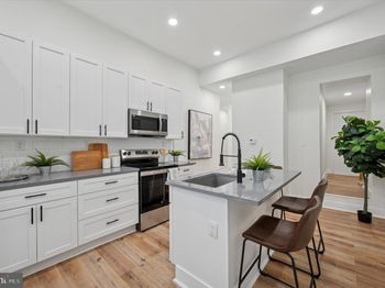 1145 S 15TH Street